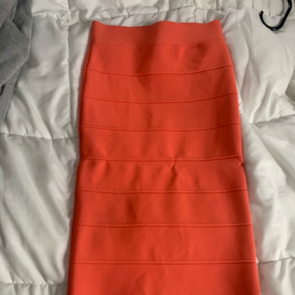 BCBG bandage skirt - Picture 1 of 2